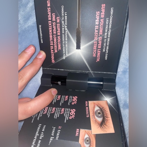 NWT It cosmetics superhero  black mascara mini - Picture 4 of 4